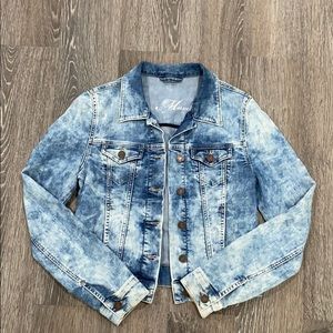 Stretchy cropped denim jacket